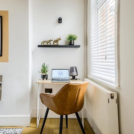 Coventry Fashionable House, City Centre, Free Parking, Sleeps 4, By Empower Homes Luaran gambar