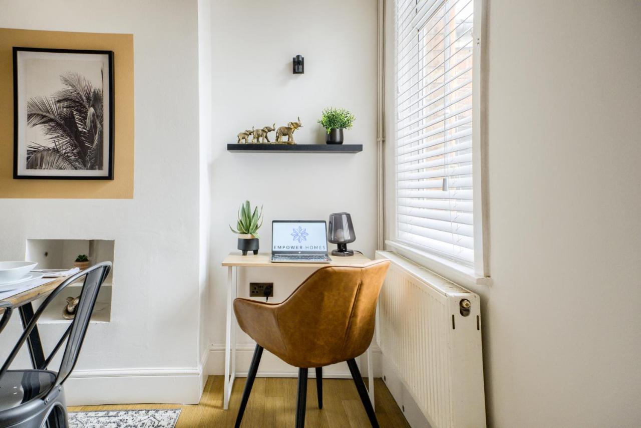 Coventry Fashionable House, City Centre, Free Parking, Sleeps 4, By Empower Homes Luaran gambar