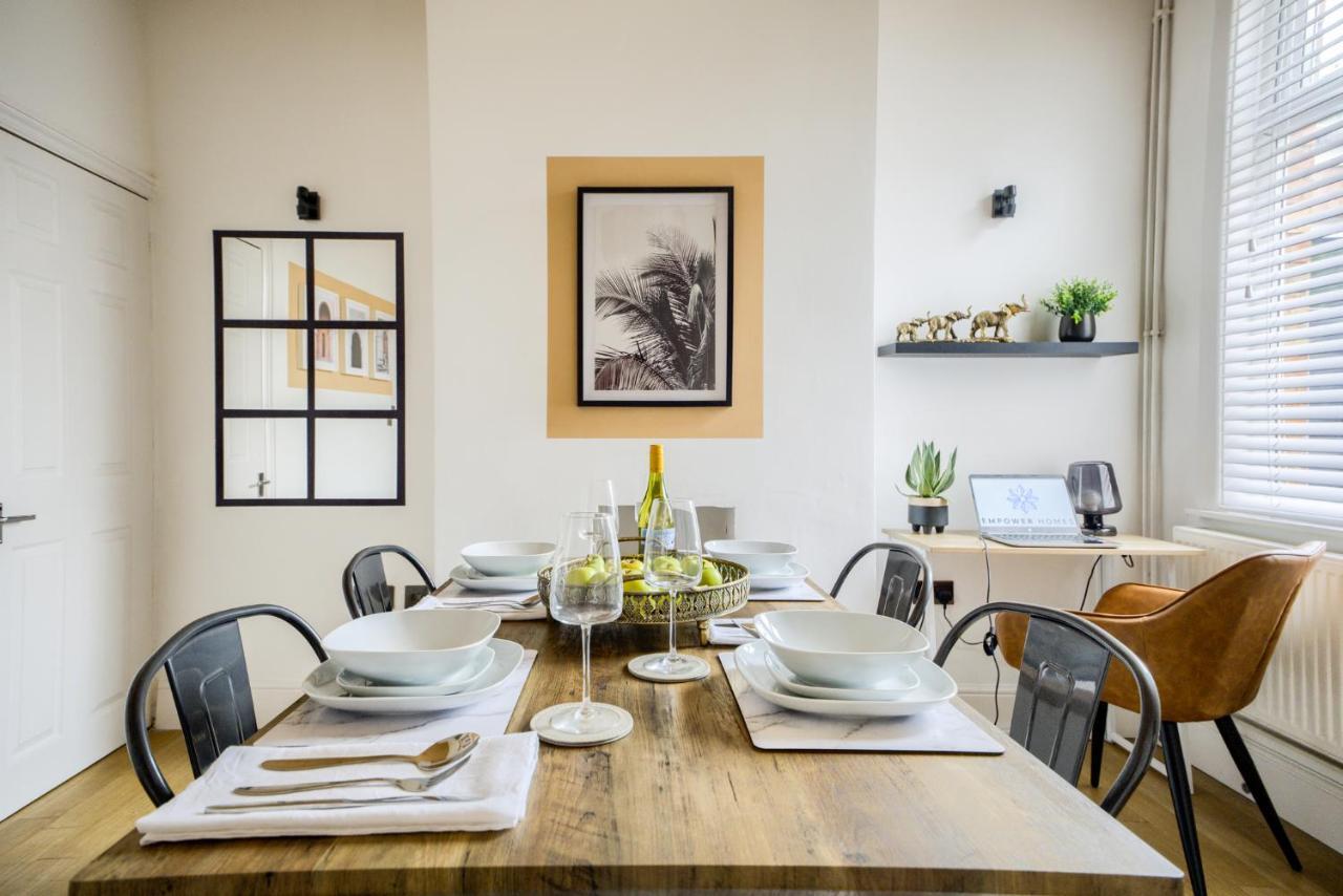 Coventry Fashionable House, City Centre, Free Parking, Sleeps 4, By Empower Homes Luaran gambar